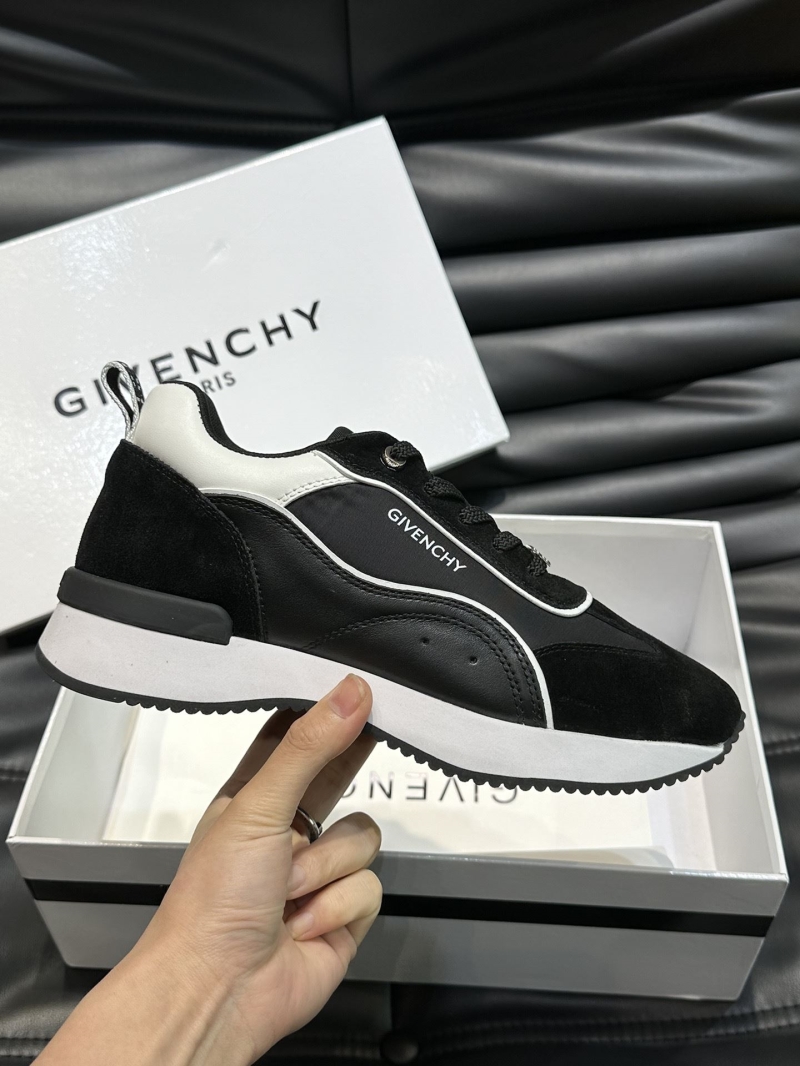 Givenchy Sneakers